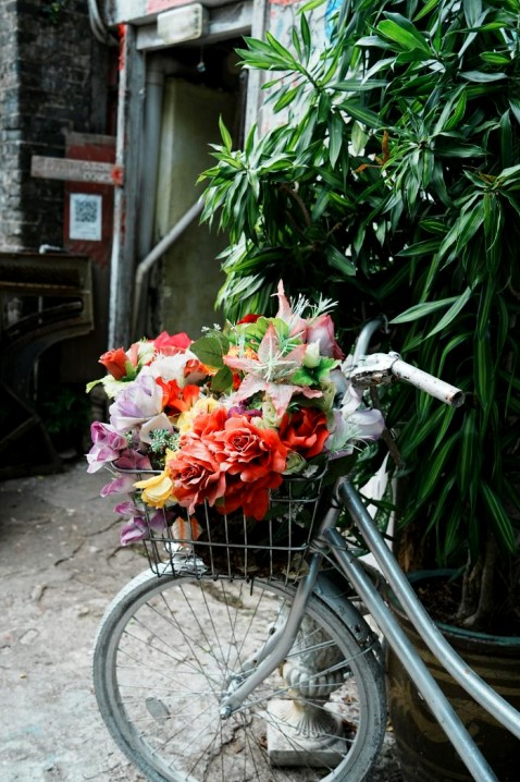 Hand-tied bouquet