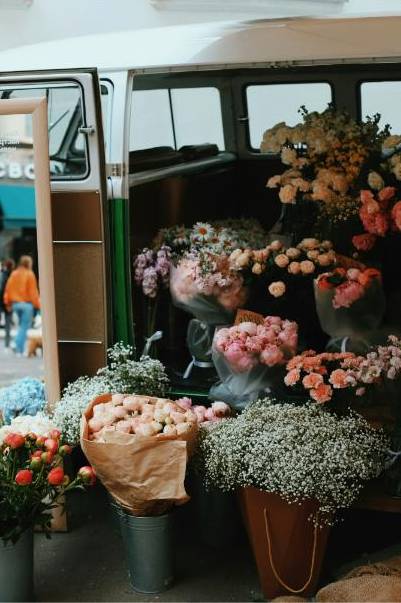 Pop-up counter florals